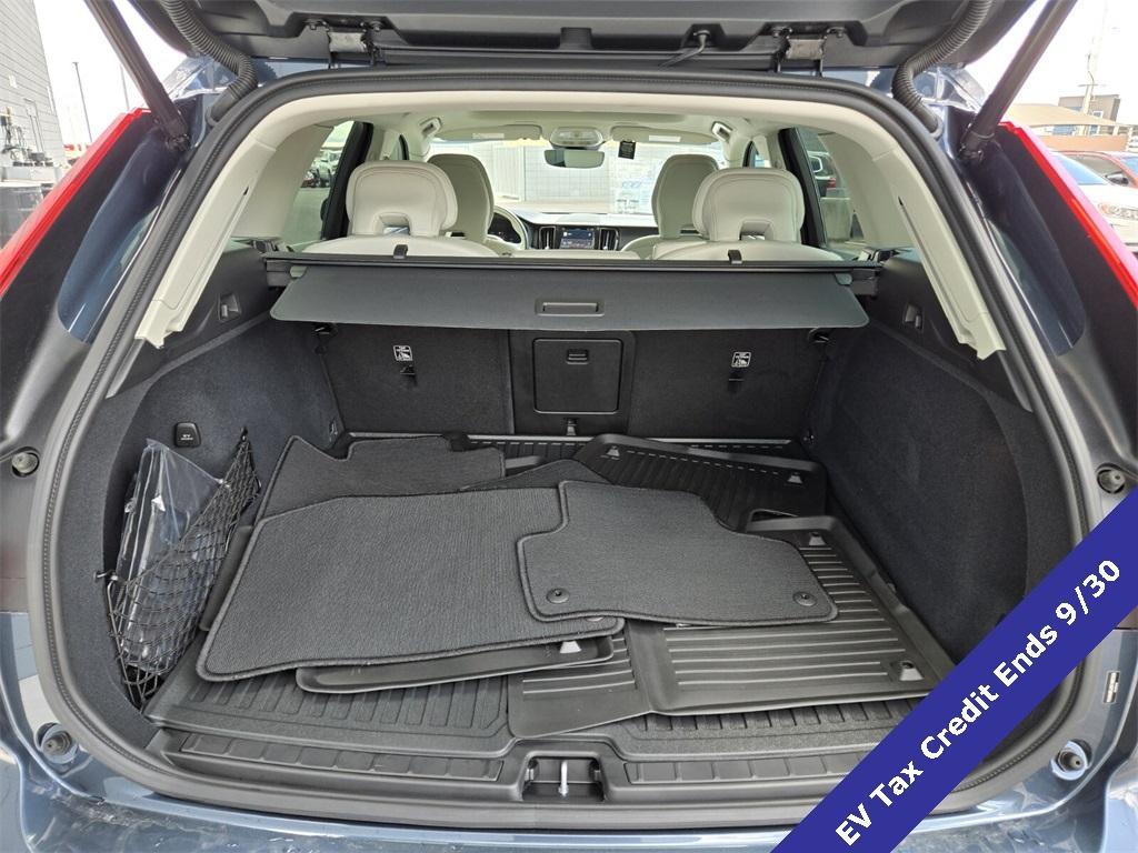 new 2025 Volvo XC60 Plug-In Hybrid car, priced at $59,690