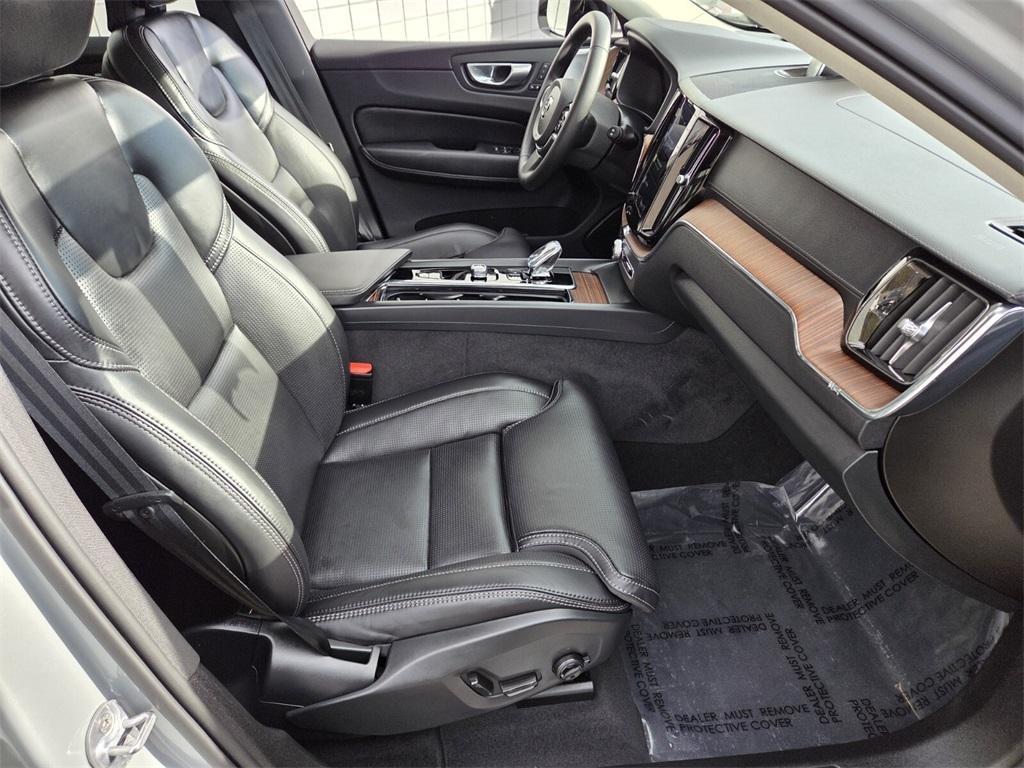 used 2024 Volvo XC60 car, priced at $43,791