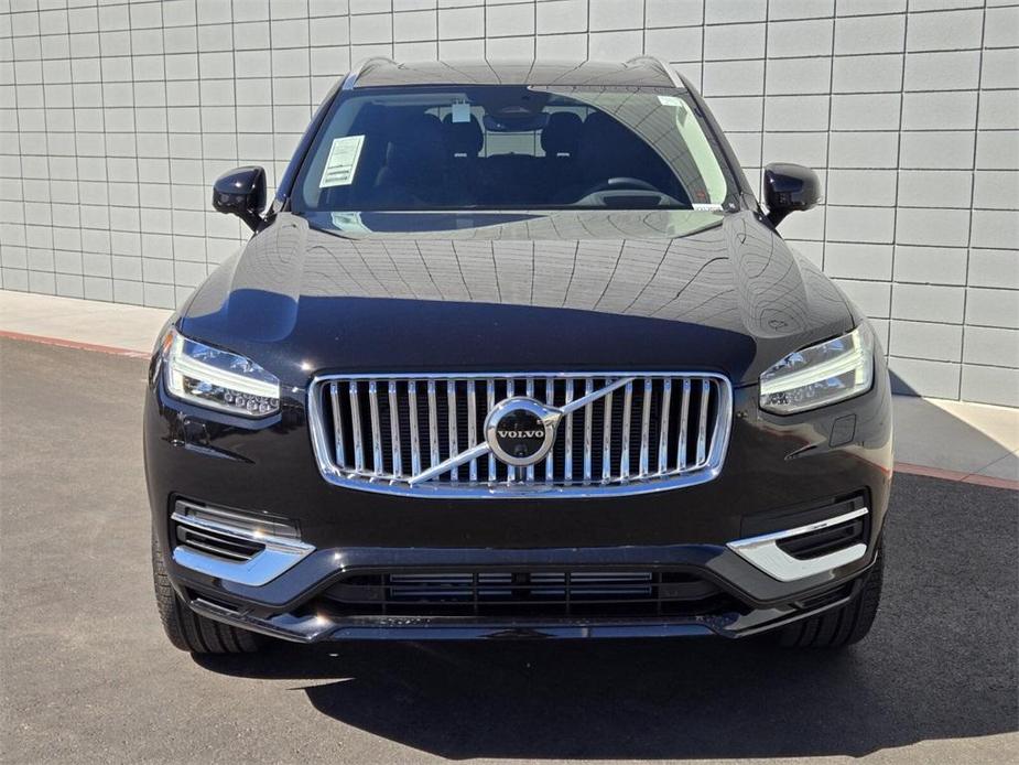 new 2025 Volvo XC90 Plug-In Hybrid car