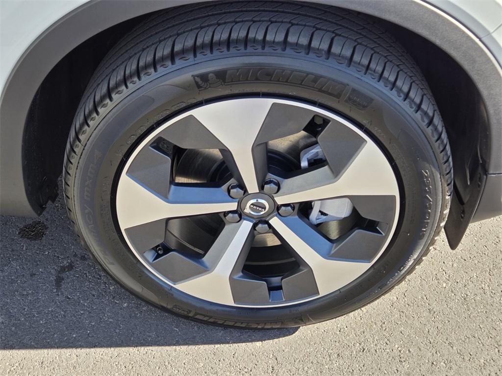 new 2026 Volvo XC40 car, priced at $48,150