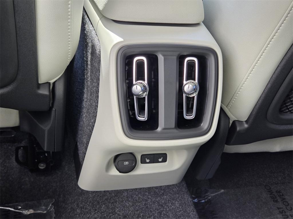 new 2026 Volvo XC40 car, priced at $48,150