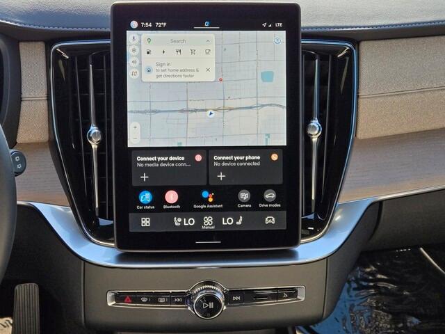 new 2025 Volvo XC90 Plug-In Hybrid car, priced at $76,047
