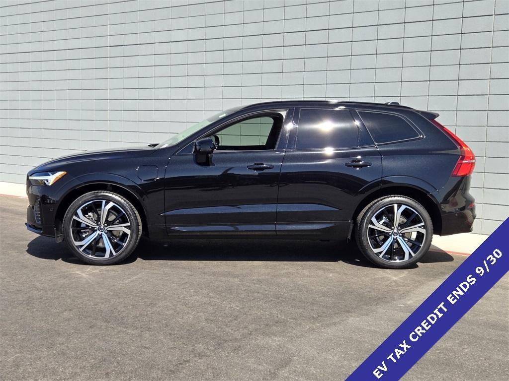 new 2025 Volvo XC60 Plug-In Hybrid car, priced at $69,593