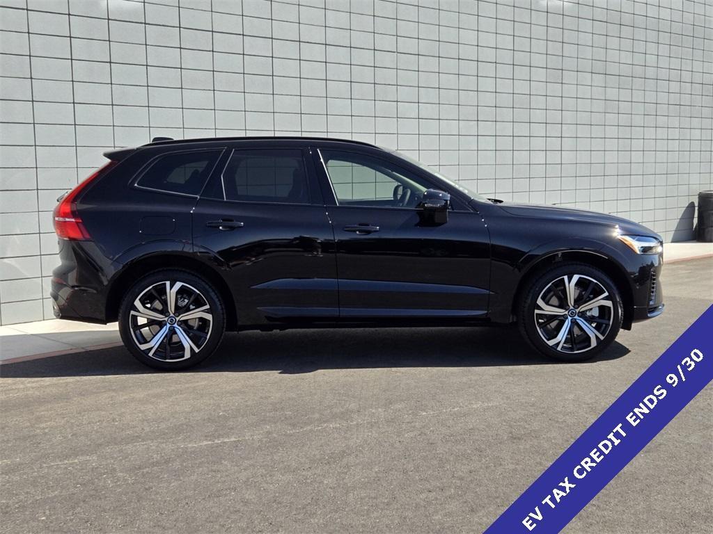 new 2025 Volvo XC60 Plug-In Hybrid car, priced at $69,593