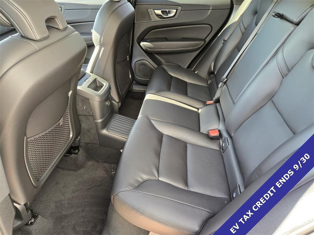 new 2025 Volvo XC60 Plug-In Hybrid car, priced at $67,393
