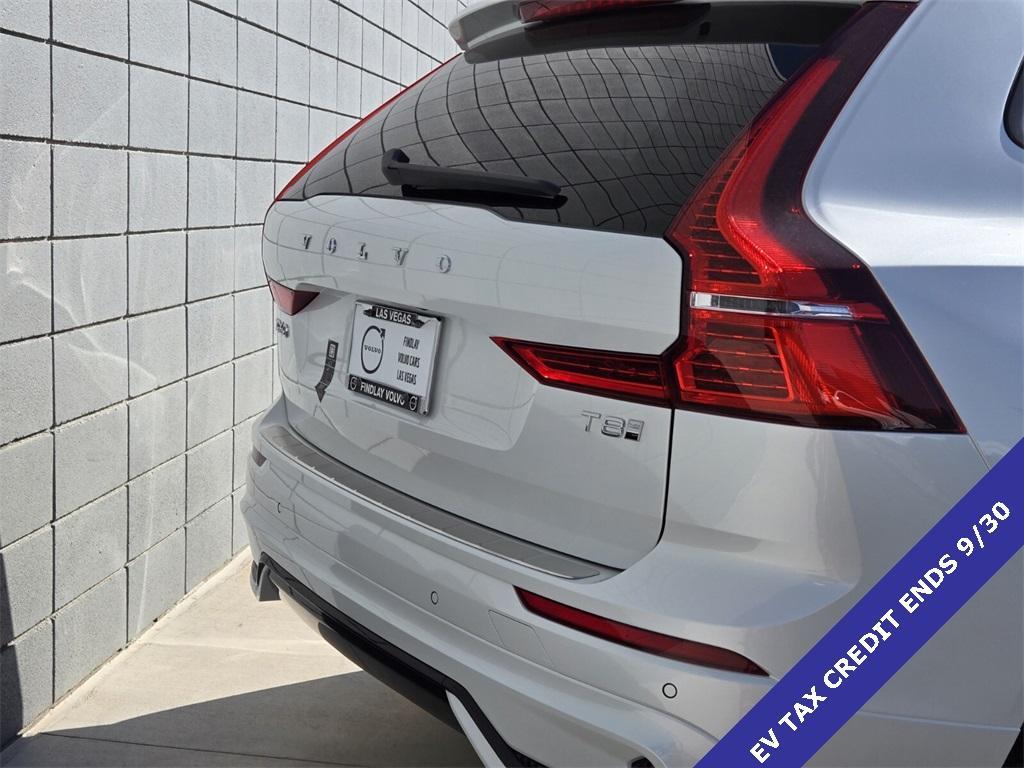 new 2025 Volvo XC60 Plug-In Hybrid car, priced at $67,393
