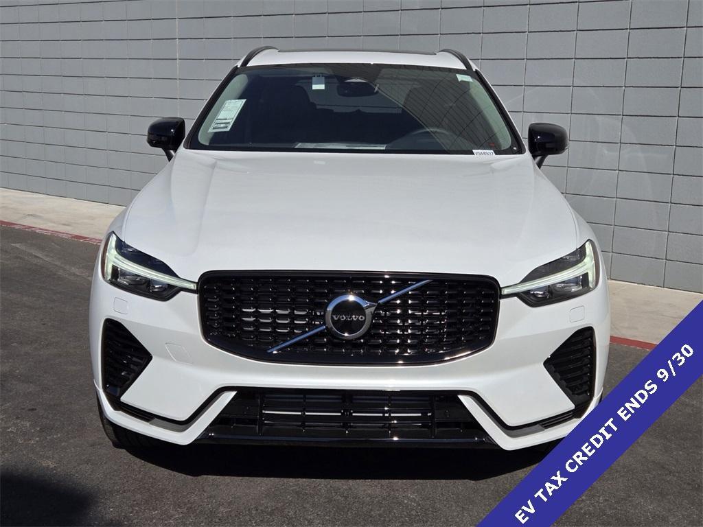 new 2025 Volvo XC60 Plug-In Hybrid car, priced at $67,393
