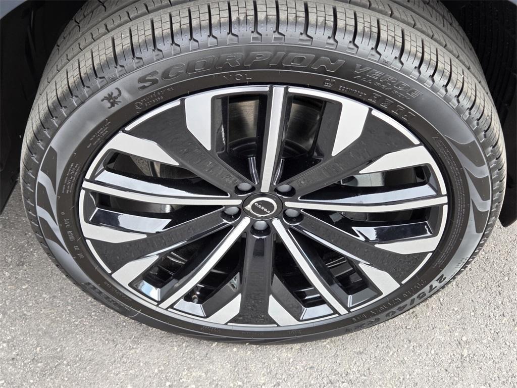 new 2026 Volvo XC90 car, priced at $71,535