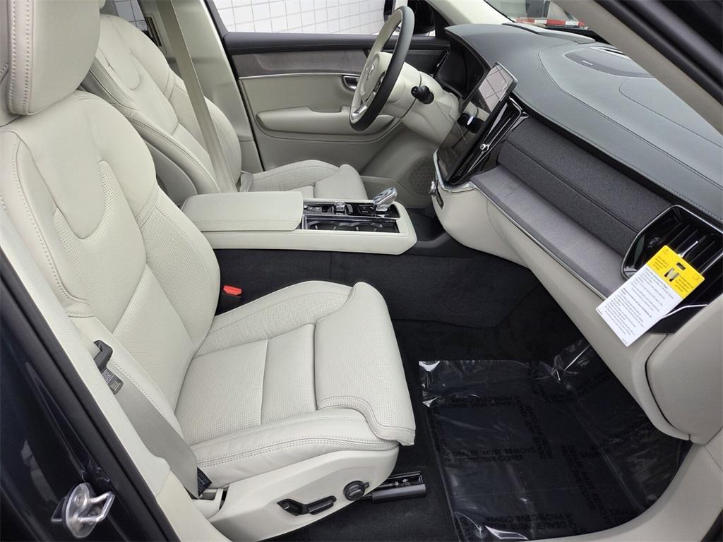 new 2026 Volvo XC90 car, priced at $71,535
