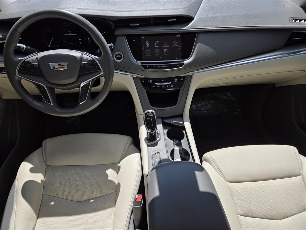 used 2018 Cadillac XT5 car, priced at $19,984