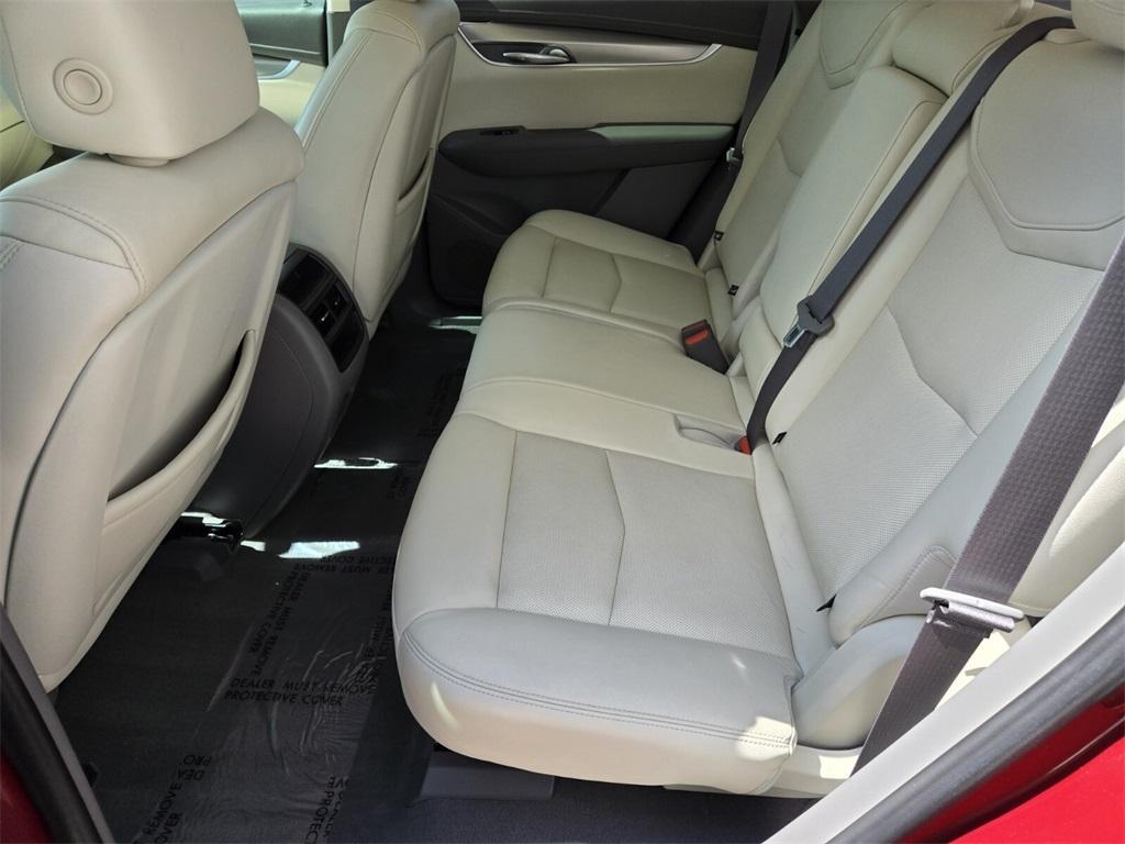 used 2018 Cadillac XT5 car, priced at $19,984