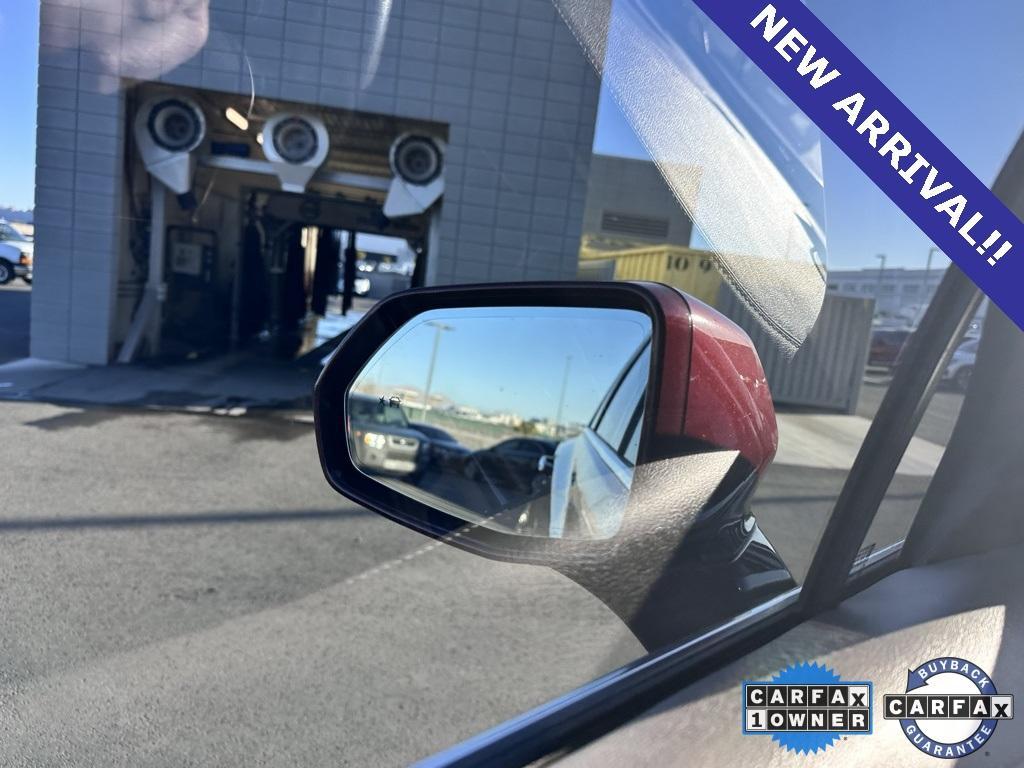 used 2018 Cadillac XT5 car, priced at $20,445