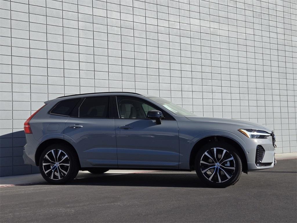 new 2025 Volvo XC60 car, priced at $53,835