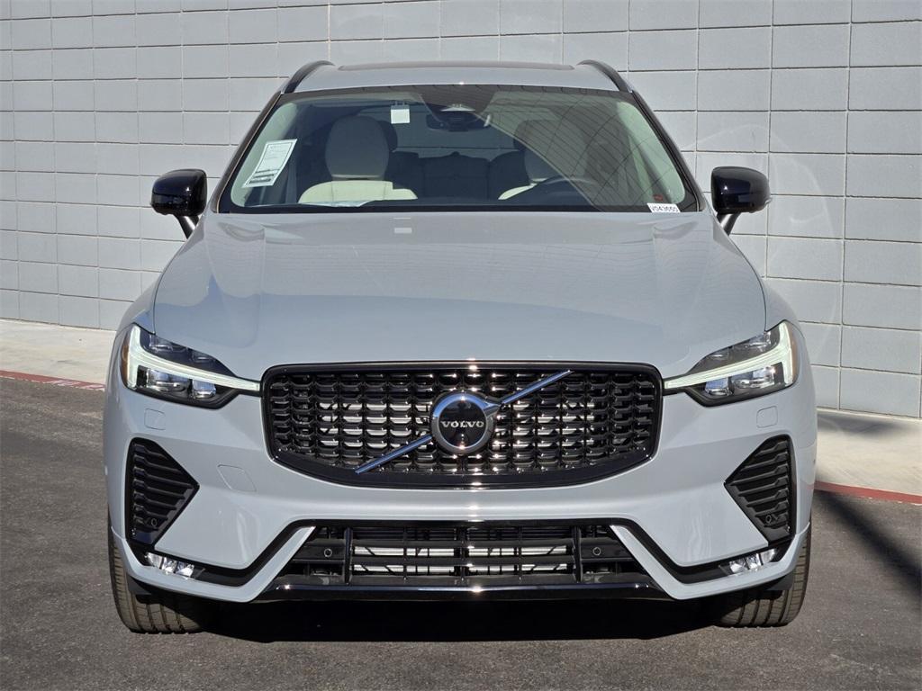 new 2025 Volvo XC60 car, priced at $53,835