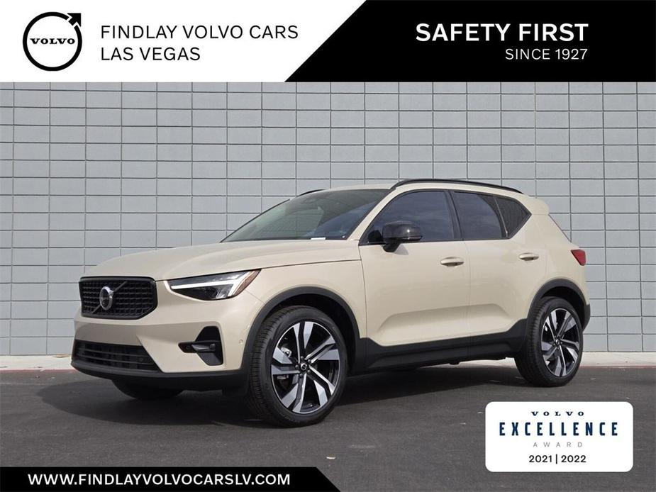 new 2025 Volvo XC40 car, priced at $43,975