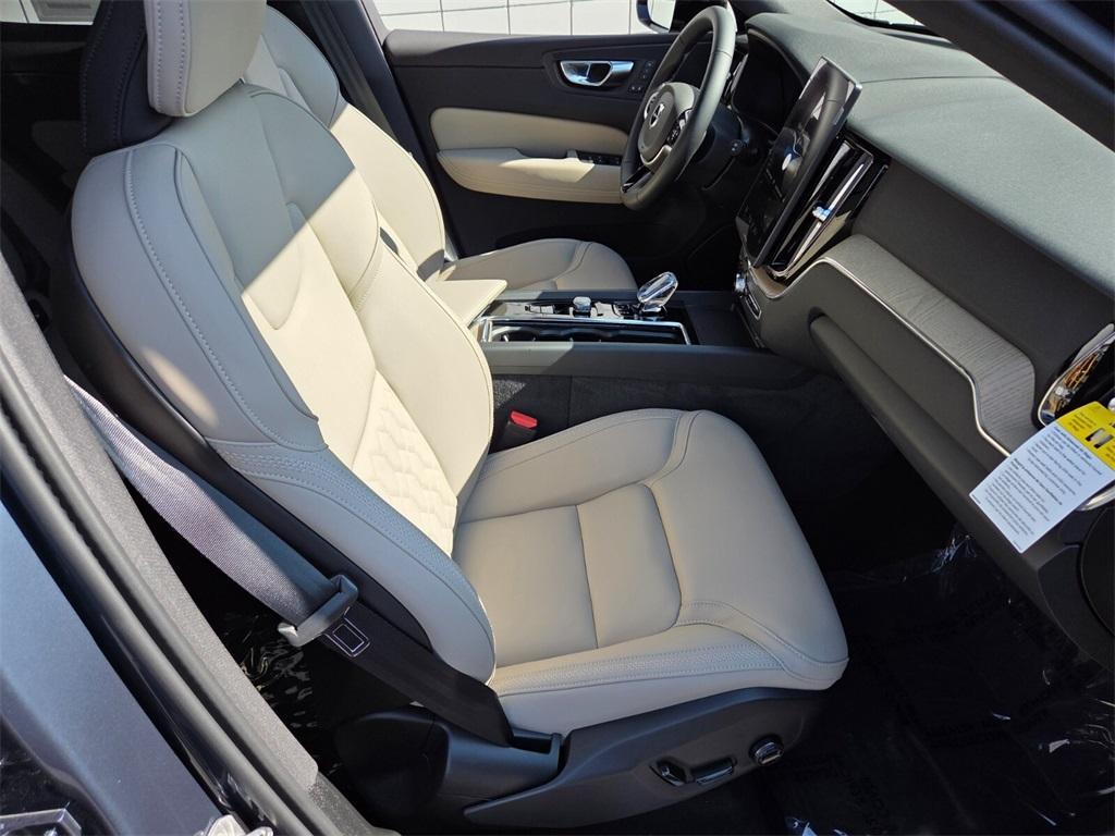 new 2026 Volvo XC60 car, priced at $54,985
