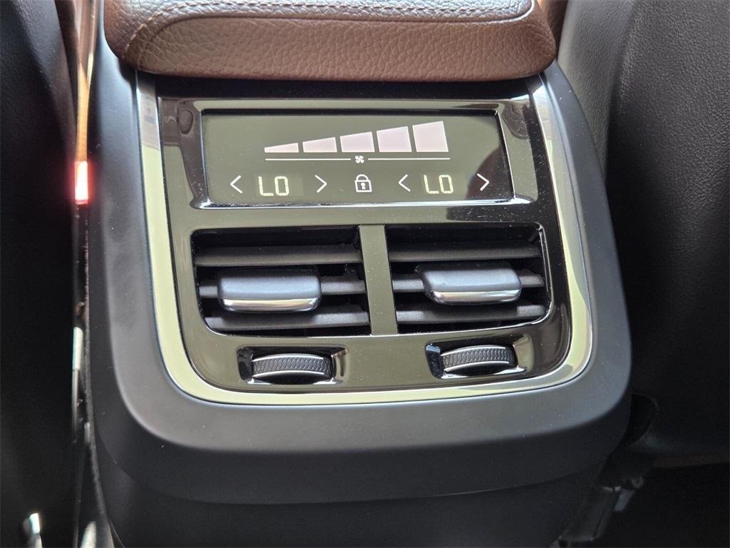used 2019 Volvo XC60 car, priced at $25,984