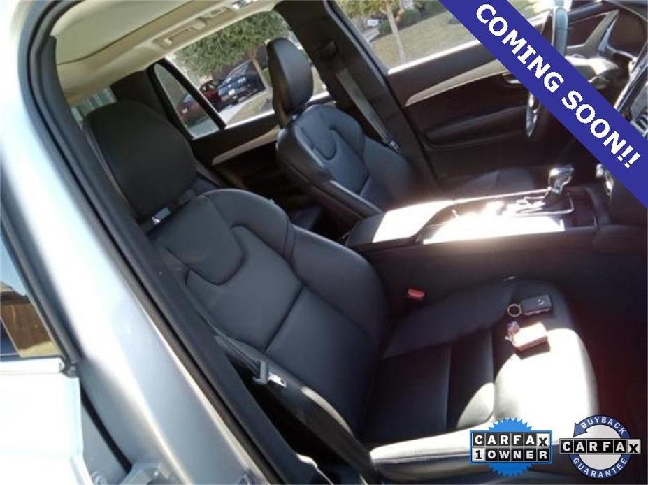 used 2022 Volvo XC90 car, priced at $39,454