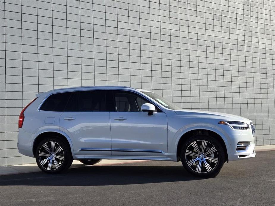 new 2025 Volvo XC90 Plug-In Hybrid car