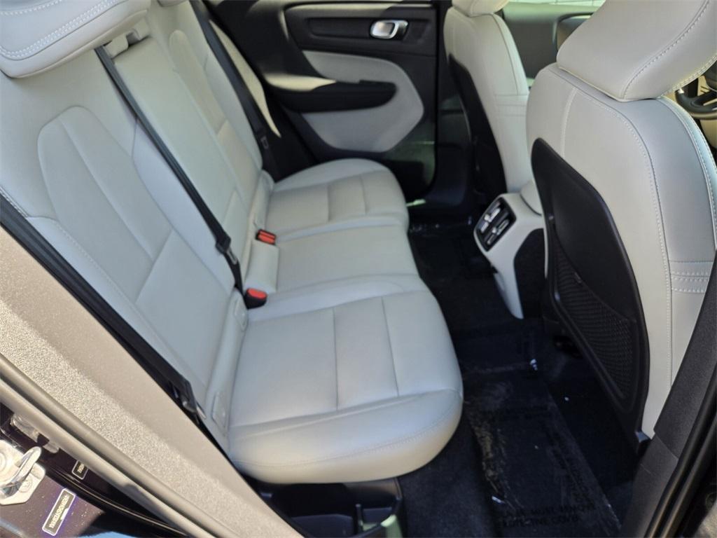 used 2021 Volvo XC40 car, priced at $19,985