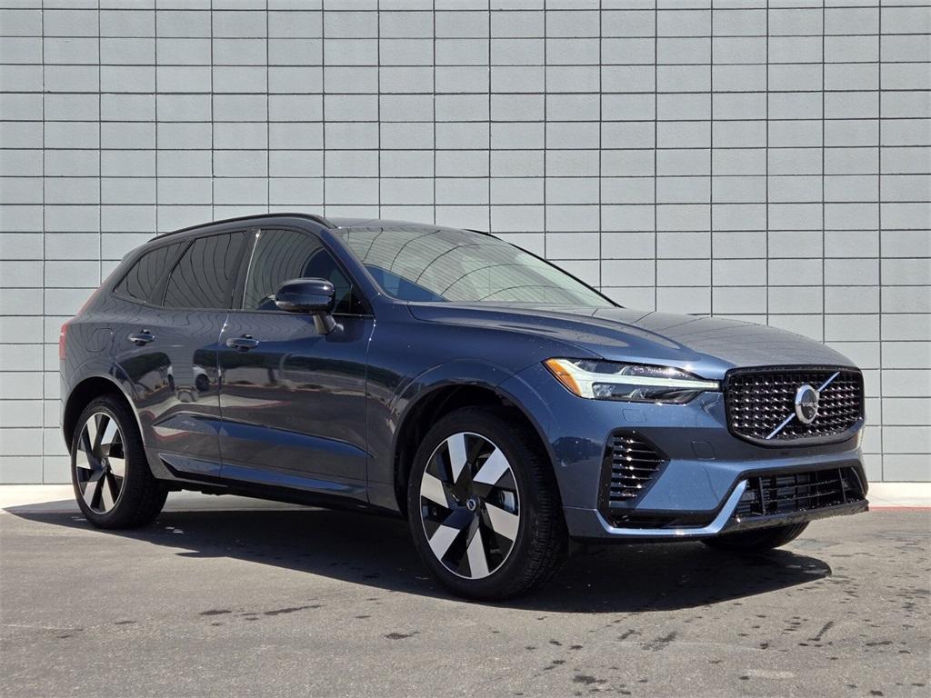 new 2025 Volvo XC60 Plug-In Hybrid car, priced at $66,235