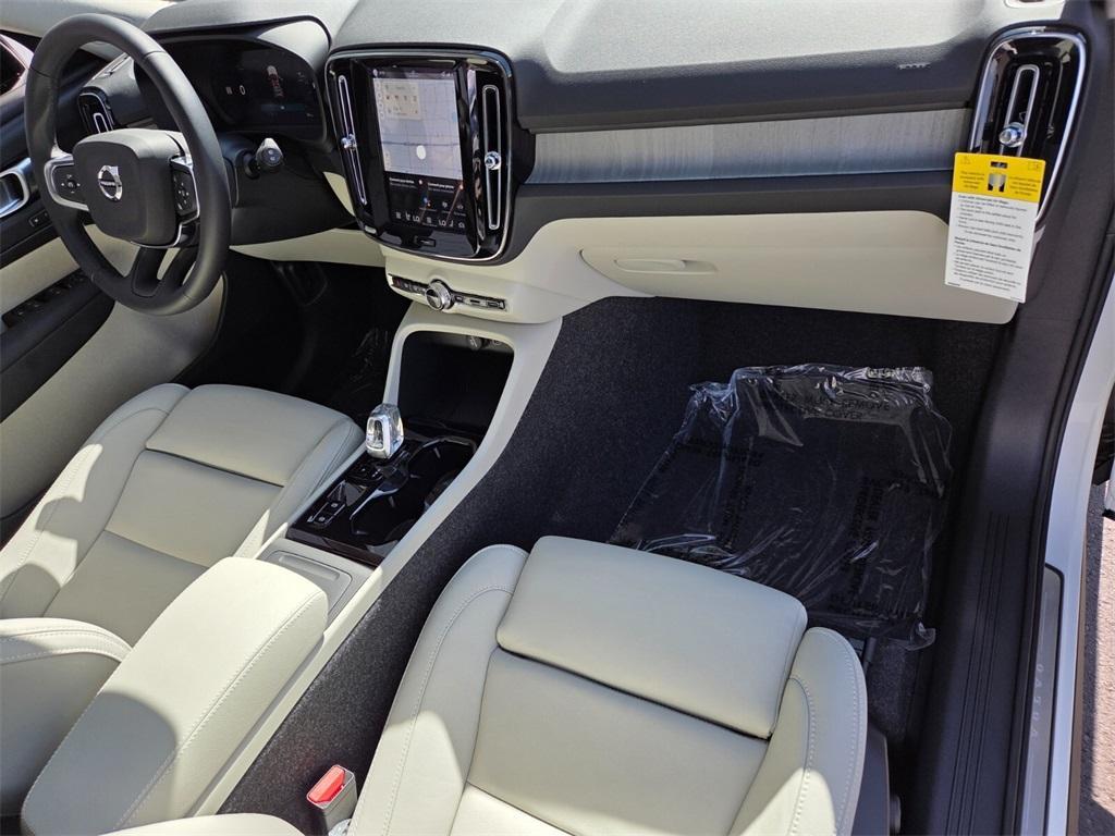 new 2026 Volvo XC40 car, priced at $48,150
