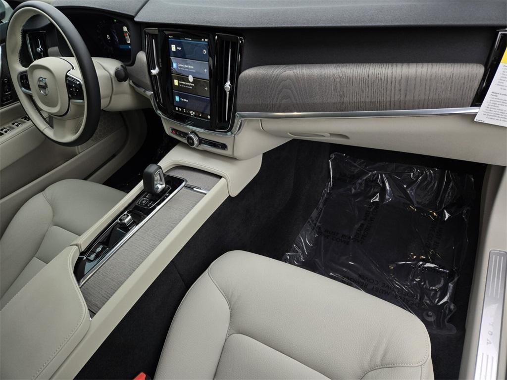 new 2025 Volvo S90 car, priced at $58,735