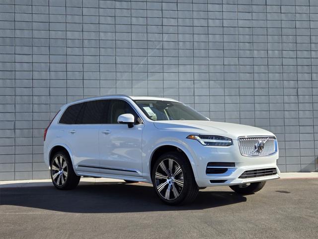 new 2025 Volvo XC90 Plug-In Hybrid car