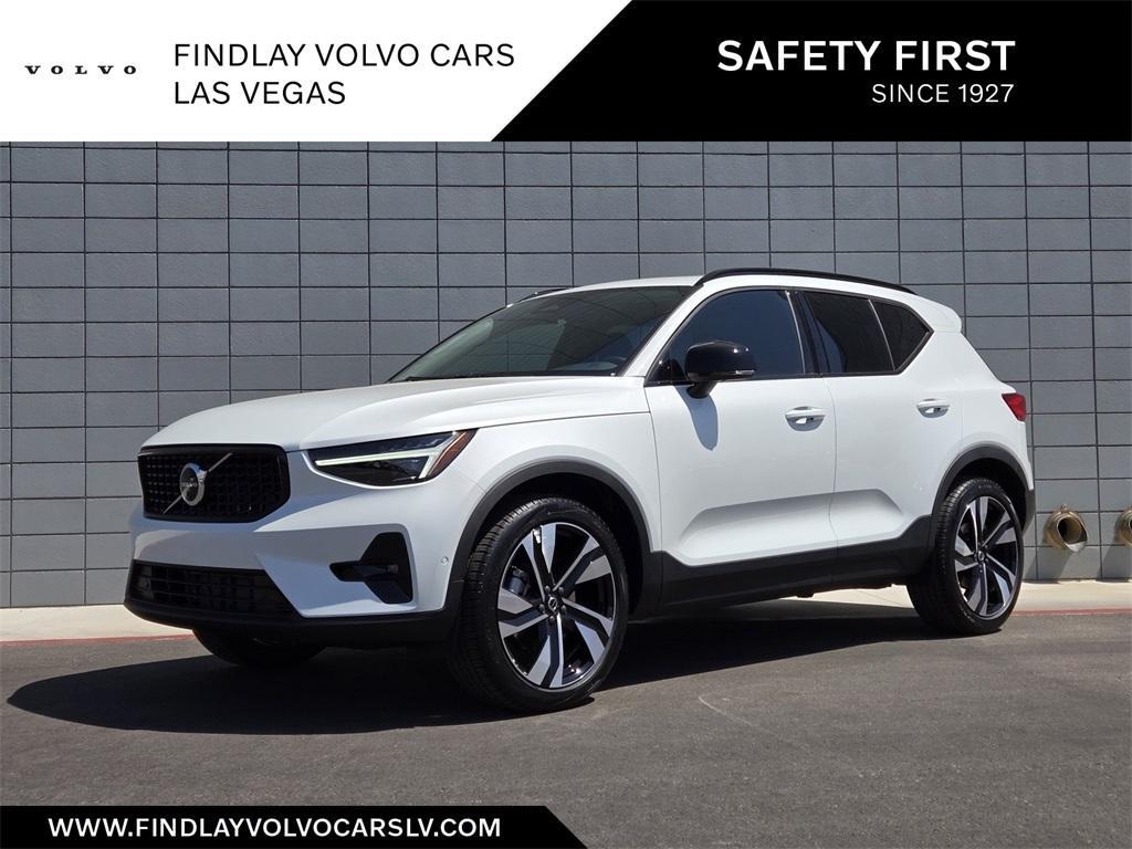 new 2025 Volvo XC40 car, priced at $45,821