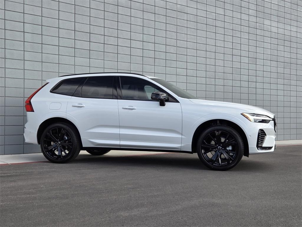 new 2026 Volvo XC60 car, priced at $61,315
