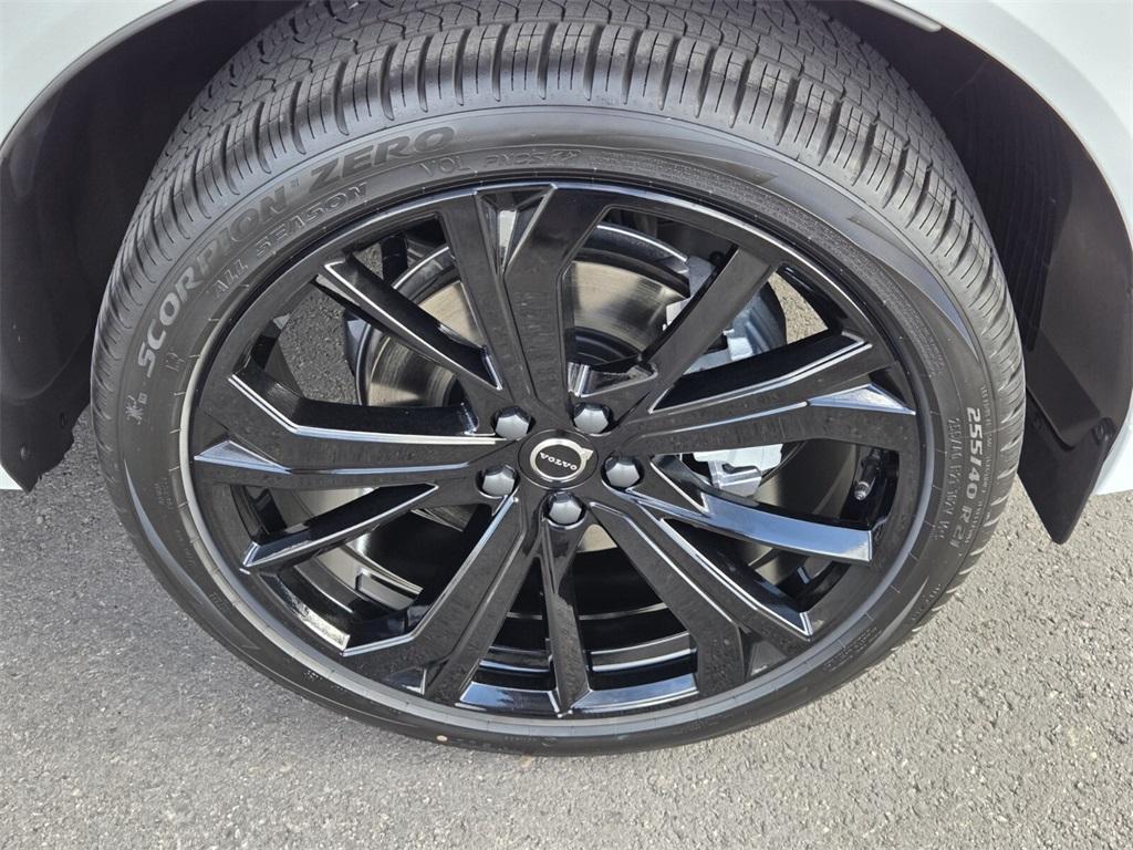 new 2026 Volvo XC60 car, priced at $61,315