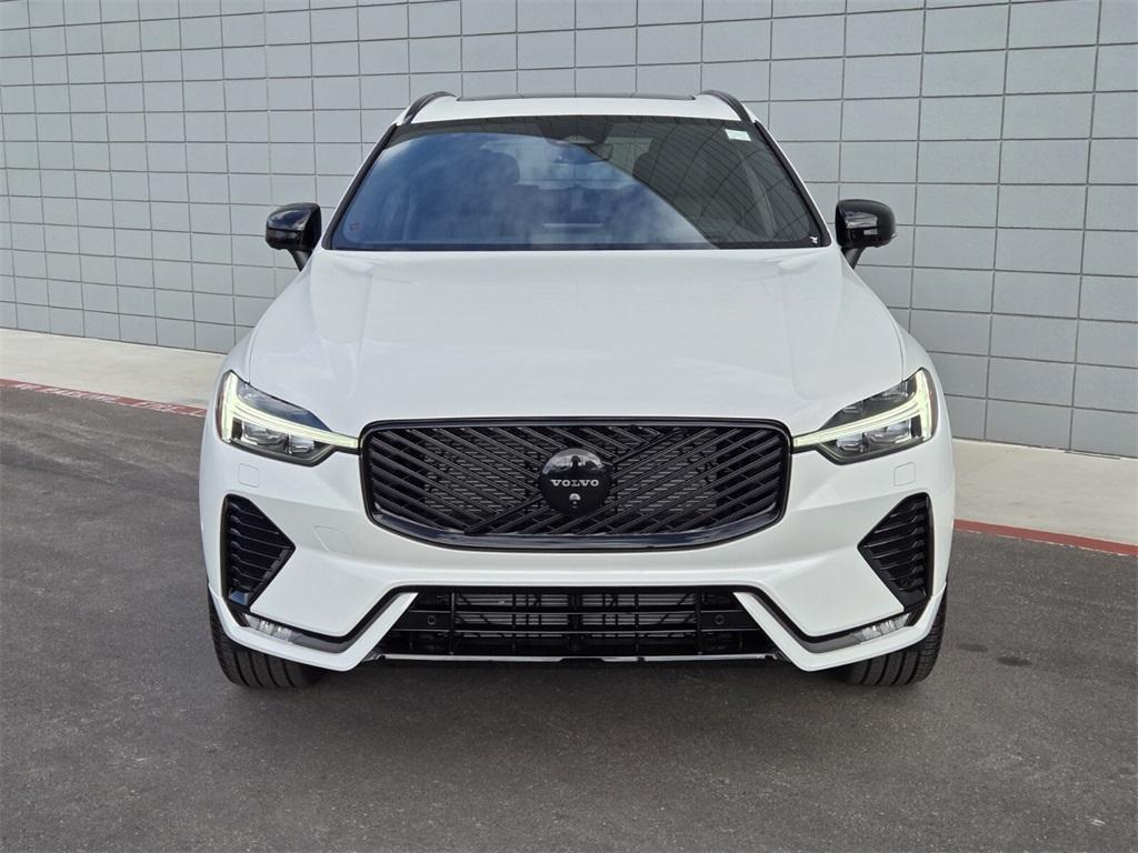 new 2026 Volvo XC60 car, priced at $61,315