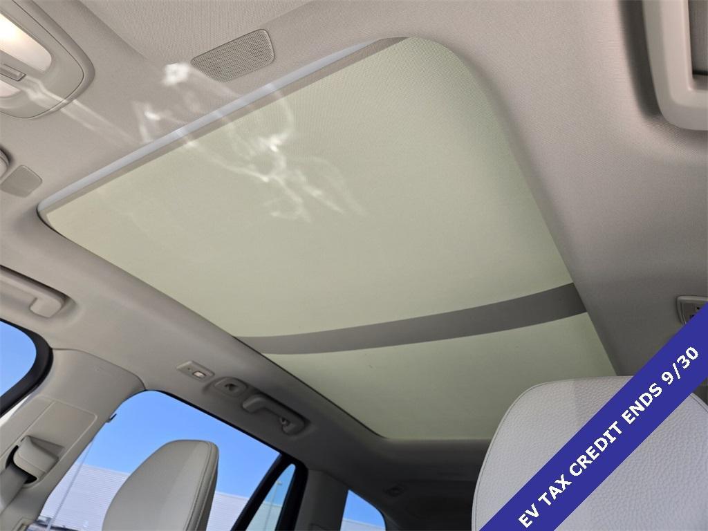 new 2025 Volvo XC90 Plug-In Hybrid car, priced at $75,778