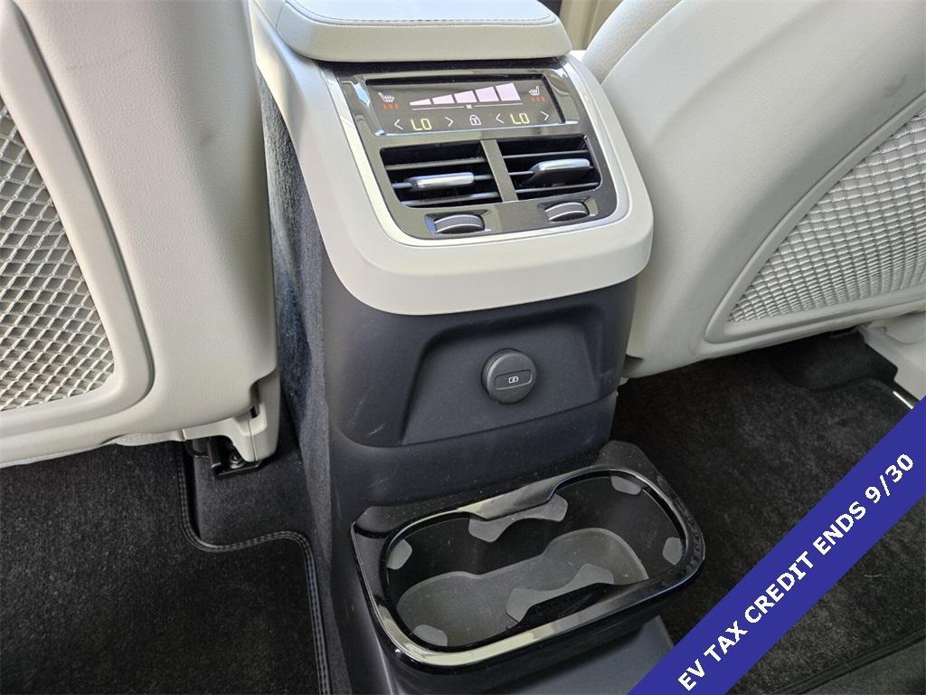 new 2025 Volvo XC90 Plug-In Hybrid car, priced at $75,778