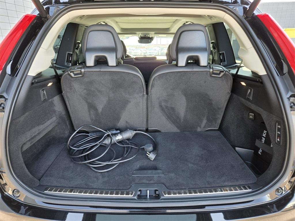 used 2021 Volvo XC90 Recharge Plug-In Hybrid car, priced at $45,921