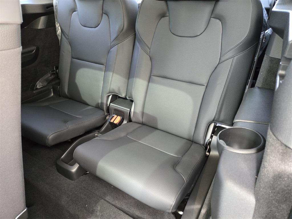 new 2025 Volvo XC90 Plug-In Hybrid car, priced at $73,306