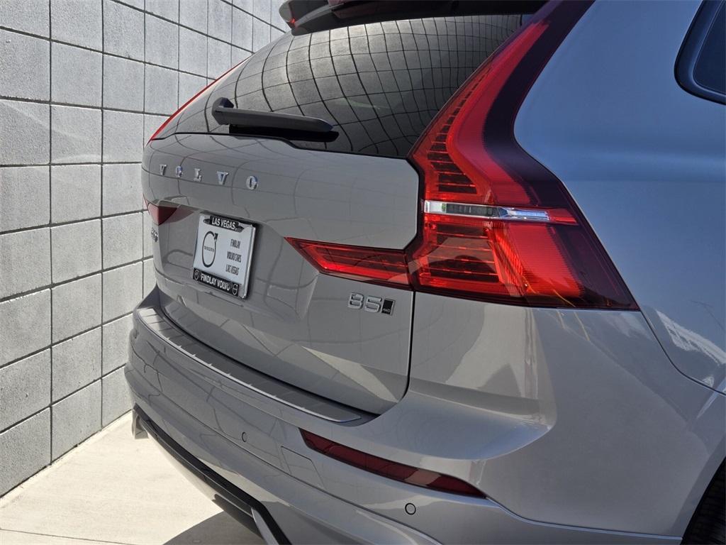 new 2025 Volvo XC60 car, priced at $51,570