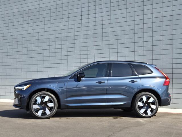 new 2025 Volvo XC60 Plug-In Hybrid car