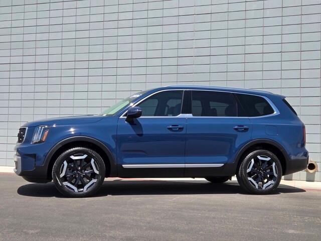 used 2024 Kia Telluride car, priced at $38,974