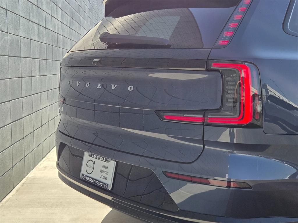 new 2025 Volvo EX90 car, priced at $91,990