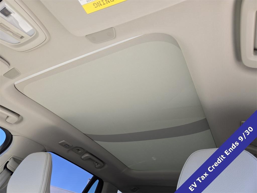 new 2025 Volvo XC90 Plug-In Hybrid car, priced at $75,778