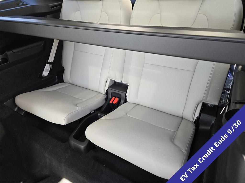 new 2025 Volvo XC90 Plug-In Hybrid car, priced at $75,778