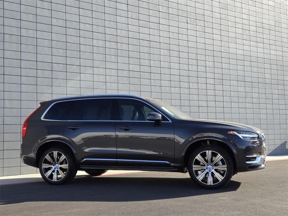 new 2025 Volvo XC90 Plug-In Hybrid car