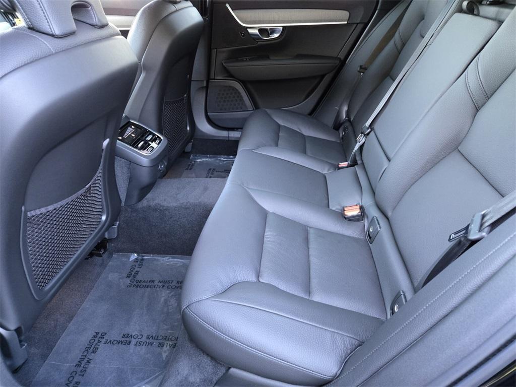 new 2025 Volvo V90 Cross Country car, priced at $63,875