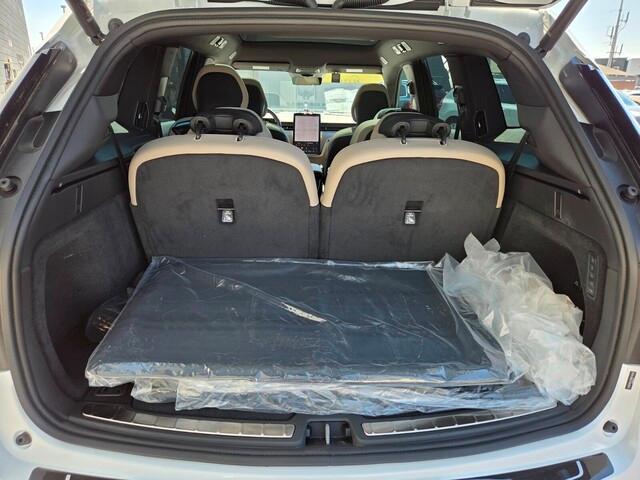 new 2025 Volvo EX90 car, priced at $94,035