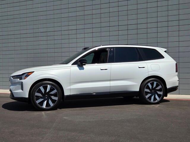 new 2025 Volvo EX90 car, priced at $94,035