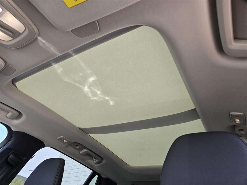 new 2025 Volvo XC90 car, priced at $65,055