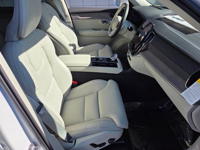 new 2026 Volvo XC90 car, priced at $75,230