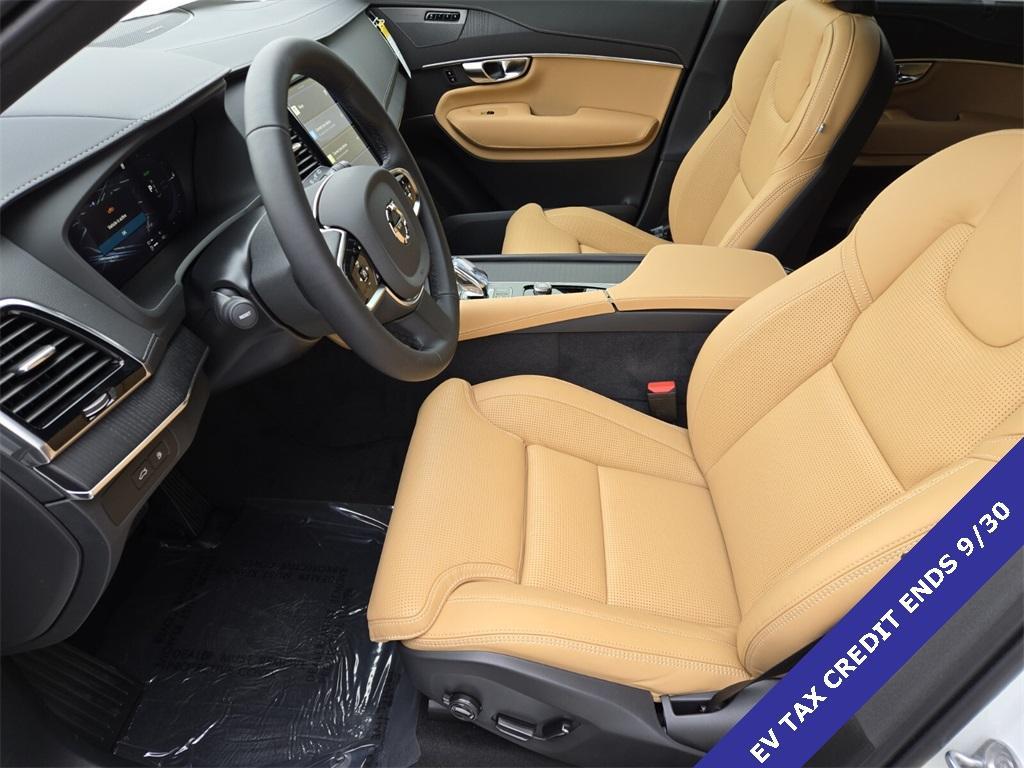 new 2025 Volvo XC90 Plug-In Hybrid car, priced at $79,256