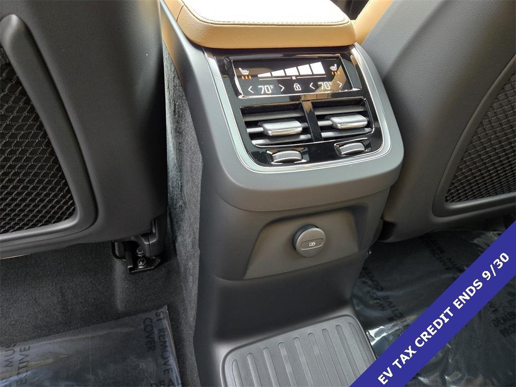 new 2025 Volvo XC90 Plug-In Hybrid car, priced at $79,256
